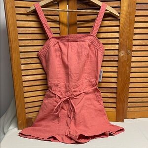 Old Navy Peach Women’s One Piece Romper